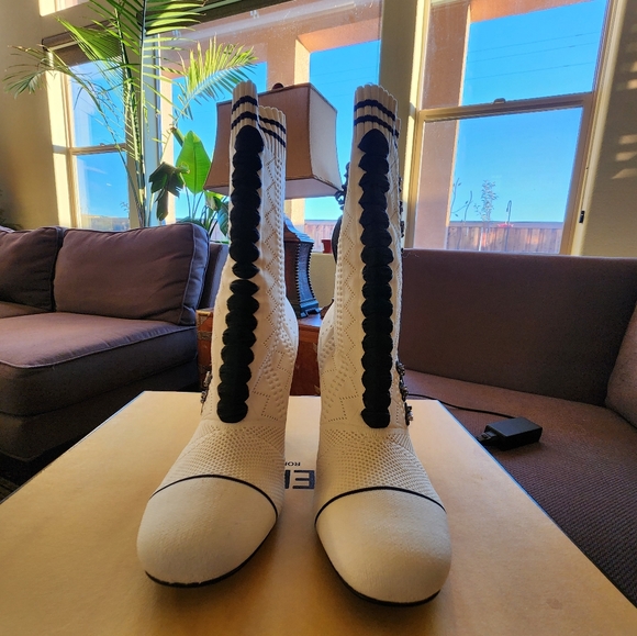 FENDI Tronchetto Printed Embroidered Accent Sock Boots - Picture 7 of 8